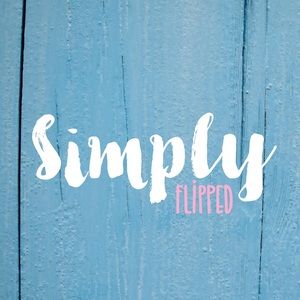 Meet your Posher, Simply Flipped Co.